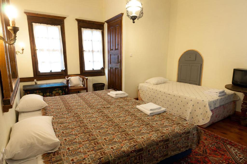 Vergoula'S Mansion Kastoria Habitación foto